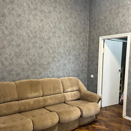 Apartment центр 2 кімнатна провулок маяковського,8 Odessa